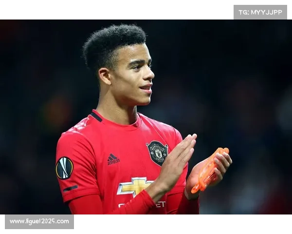 射手榜更新:格林伍德10球独占鳌头,帕尼切利9球紧追 射手榜更新:格林伍德10球独占鳌头,帕尼切利9球紧追